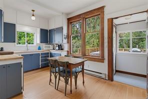 2734 Avebury Ave — listing photo 23 of 57