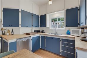 2734 Avebury Ave — listing photo 26 of 57