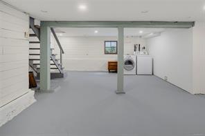 2734 Avebury Ave — listing photo 47 of 57