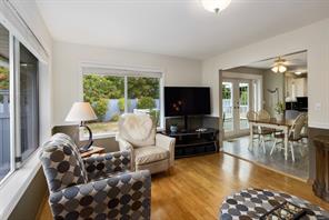 2032 Deborah Pl — listing photo 16 of 64