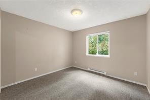 452 Thetis Dr — listing photo 24 of 91