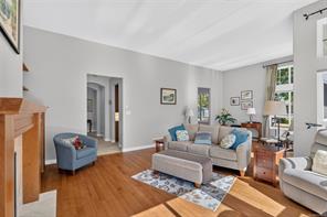 1368 Saturna Dr — listing photo 18 of 52