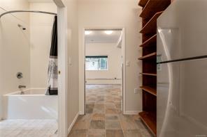 2561 Sinclair Rd — listing photo 22 of 43