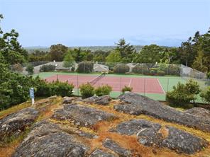 3105-2829 Arbutus Rd — listing photo 31 of 36