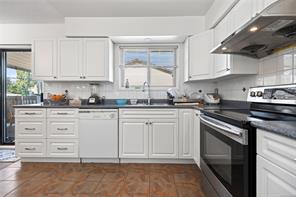 1083 26th St — listing photo 19 of 69