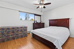 1083 26th St — listing photo 21 of 69
