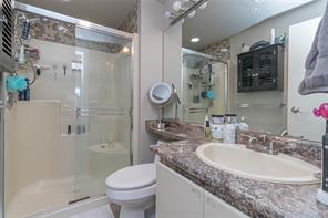1003-1010 View St — listing photo 21 of 33