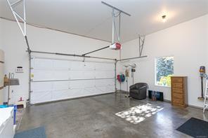 8571 Kingcome Cres — listing photo 28 of 40