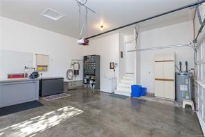 8571 Kingcome Cres — listing photo 29 of 40