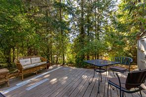 8571 Kingcome Cres — listing photo 35 of 40