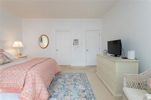 6082 Copper View Lane — listing photo 23 of 60