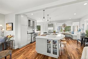 1244 Beach Dr — listing photo 19 of 85