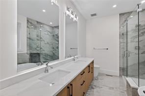 4655 Ambience Dr — listing photo 14 of 72