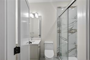 4655 Ambience Dr — listing photo 42 of 72