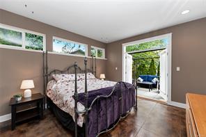 4151 Quadra St — listing photo 16 of 47