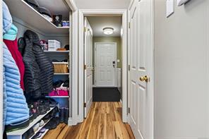 1000 Kingsley Cres — listing photo 43 of 99