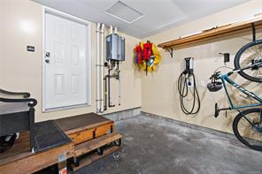 1000 Kingsley Cres — listing photo 48 of 99