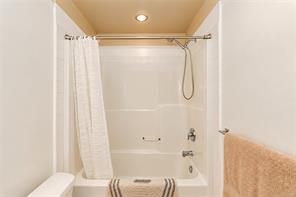 406-623 Treanor Ave — listing photo 29 of 34