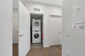 302-7162 West Saanich Rd — listing photo 34 of 43