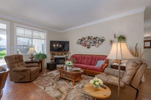 1085 Tara Cres — listing photo 15 of 60