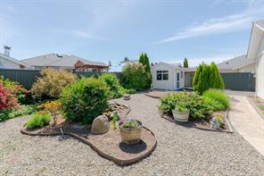 1085 Tara Cres — listing photo 23 of 60