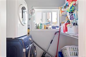 1746 Pembroke St — listing photo 20 of 38