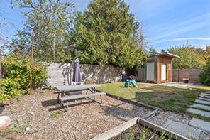 1746 Pembroke St — listing photo 34 of 38