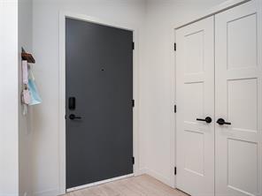 310-958 Pharoah Mews — listing photo 18 of 25