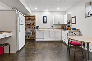 1321 Clear View Pl — listing photo 34 of 47
