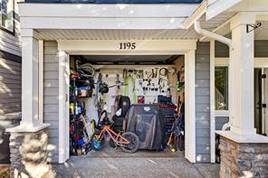 1195 Parkdale Creek Gdns — listing photo 42 of 45