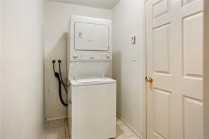 877 Admirals Rd — listing photo 18 of 34