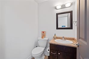 105-827 Arncote Ave — listing photo 19 of 35