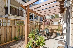105-827 Arncote Ave — listing photo 31 of 35