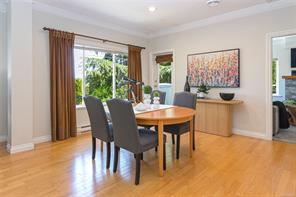 7348 Ridgedown Crt — listing photo 14 of 61
