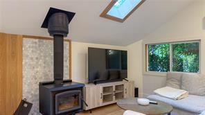 1709 Falcon Heights Rd — listing photo 23 of 44