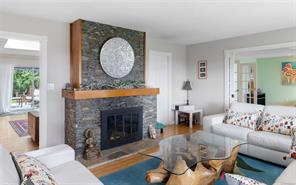 2881 Phyllis St — listing photo 20 of 85