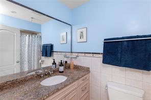 2881 Phyllis St — listing photo 28 of 85