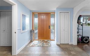 2881 Phyllis St — listing photo 44 of 85