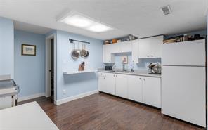 2881 Phyllis St — listing photo 51 of 85