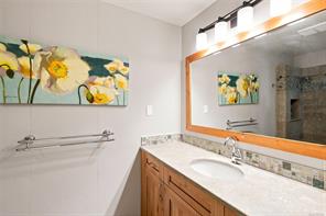 5455 Bayshore Dr — listing photo 35 of 65