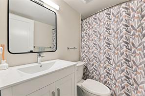 303-1500 Elford St — listing photo 21 of 28