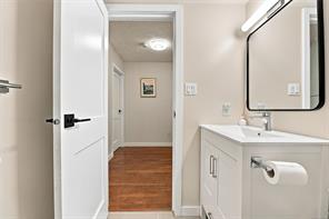303-1500 Elford St — listing photo 22 of 28