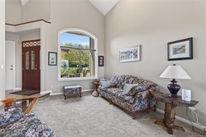 4048 Severn Rd — listing photo 18 of 53