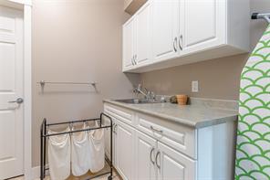 1150 Kathleen Dr — listing photo 30 of 34
