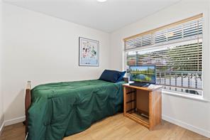 4938 Hartwig Cres — listing photo 21 of 41