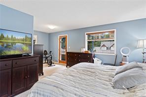 4938 Hartwig Cres — listing photo 27 of 41