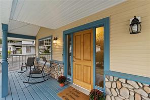 4938 Hartwig Cres — listing photo 36 of 41