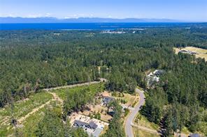 1175 Evergreen Way — listing photo 72 of 77