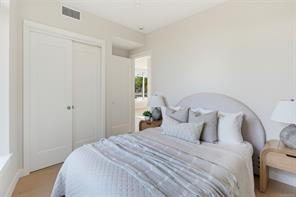 PH 402-5229 Cordova Bay Rd — listing photo 36 of 38