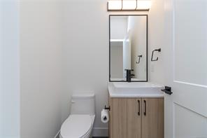 A-2235 Shelbourne St — listing photo 24 of 37